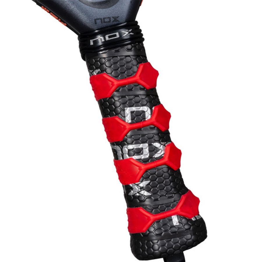 Nox-AT10-Genius-18K-by-Augustin-Tapia-2025